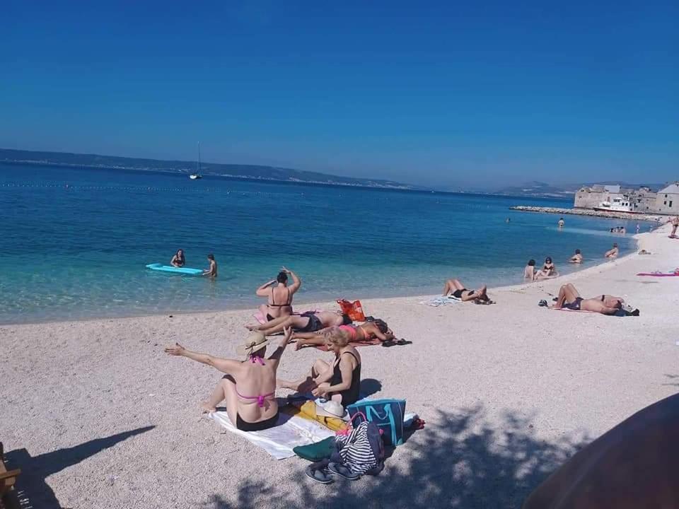 Apartmani Luis Kaštela Εξωτερικό φωτογραφία