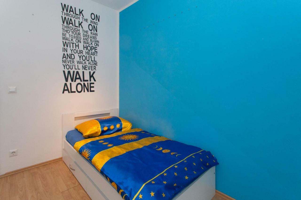 Apartmani Luis Kaštela Εξωτερικό φωτογραφία